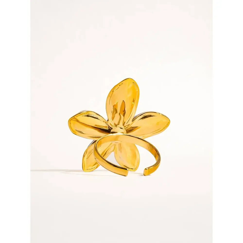 Killian 18K Gold Non-Tarnish Pearl Flower Ring